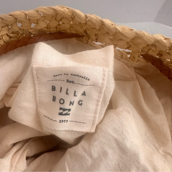 Billabong Natural Woven Crochet Tan Faux Leather Drawstring Purse - Picture 9 of 11